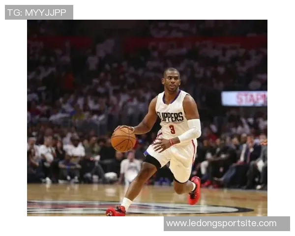 老炮保罗上半场神勇表现替补9分钟送9助攻全场正负值高达24